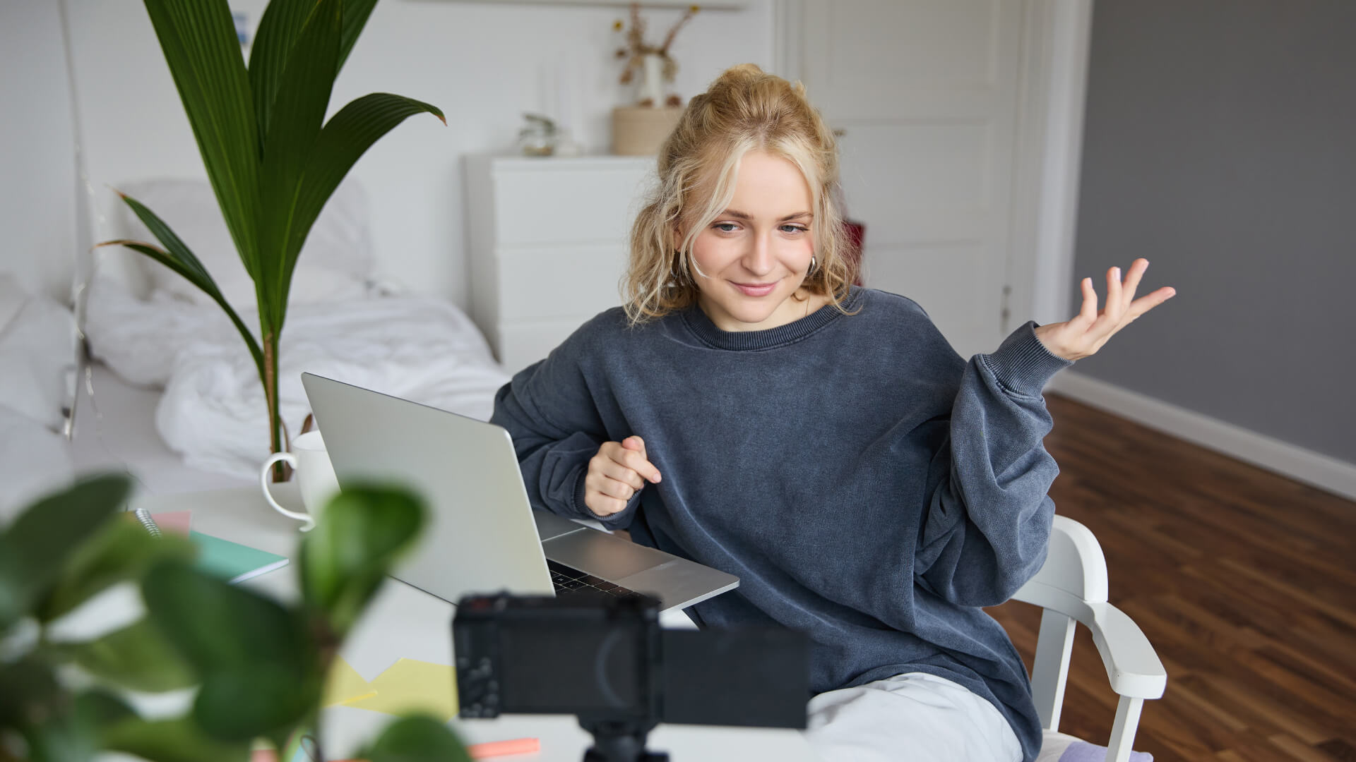 5 Effective Ways to Manage Anxiety Through Online Counseling